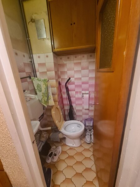 Apartament cu 3 camere de vanzare in Sinaia