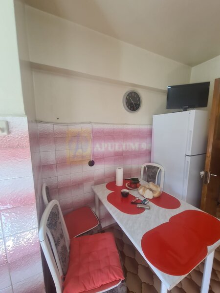 Apartament cu 3 camere de vanzare in Sinaia